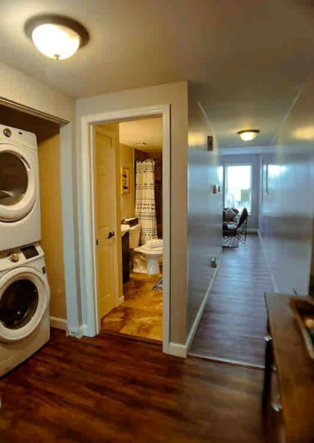 Modern Duplex Near Arenas, Hospitals, Universities, & Attractions Tower Grove 外观 照片